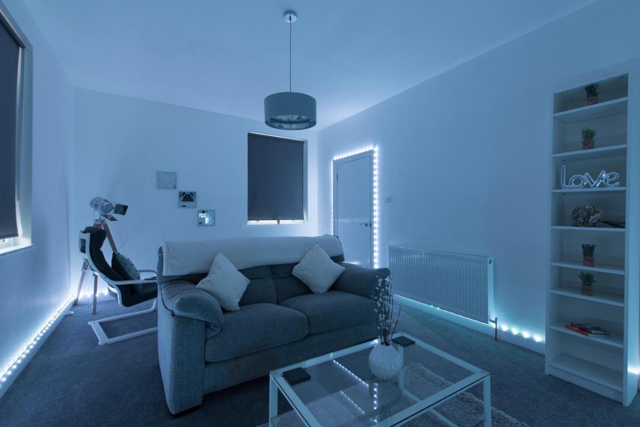 Luxe Maisonette- Parking, 4K Tvs, Leds, Local Snacks And More! Bath Exterior foto